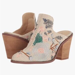 Chinese Laundry Woven Mules